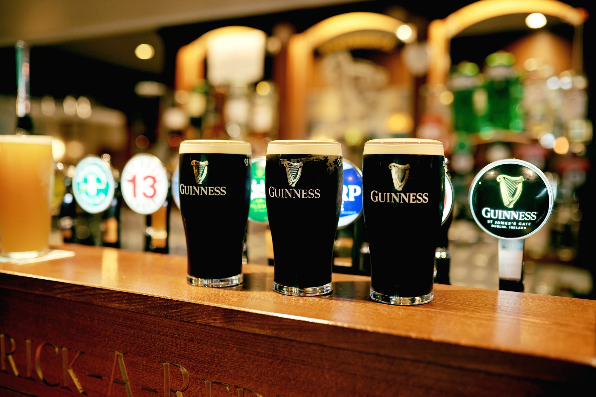 Carrick-A-Rede Bar Photo